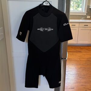 Men’s Shorty Body Glove Wetsuit (large)